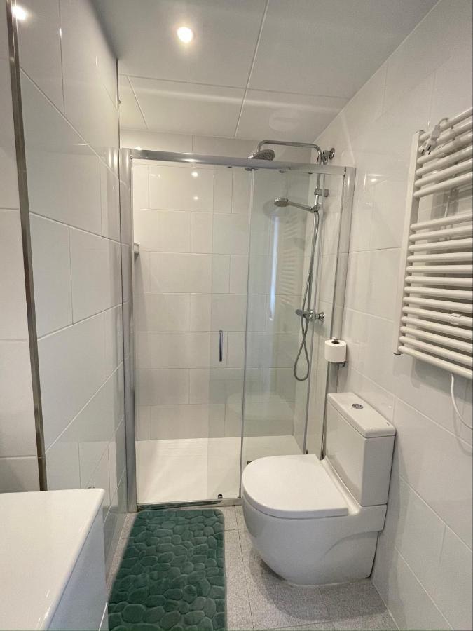 Acogedor Y Centrico Apartamento A 1' De La Playa โรเซส ภายนอก รูปภาพ